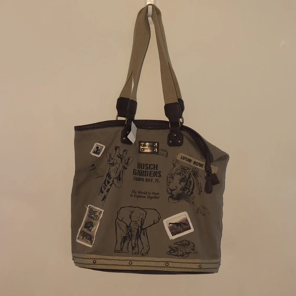 Busch Gardens Canvas Tote Bag with Animal Prints New With Tags - Picture 2 of 16